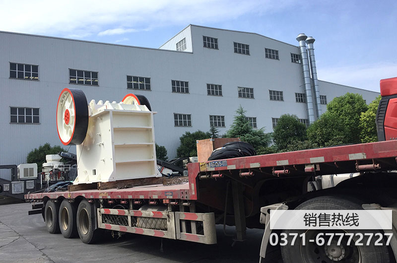 一種干法制造電極的設備的制作方法