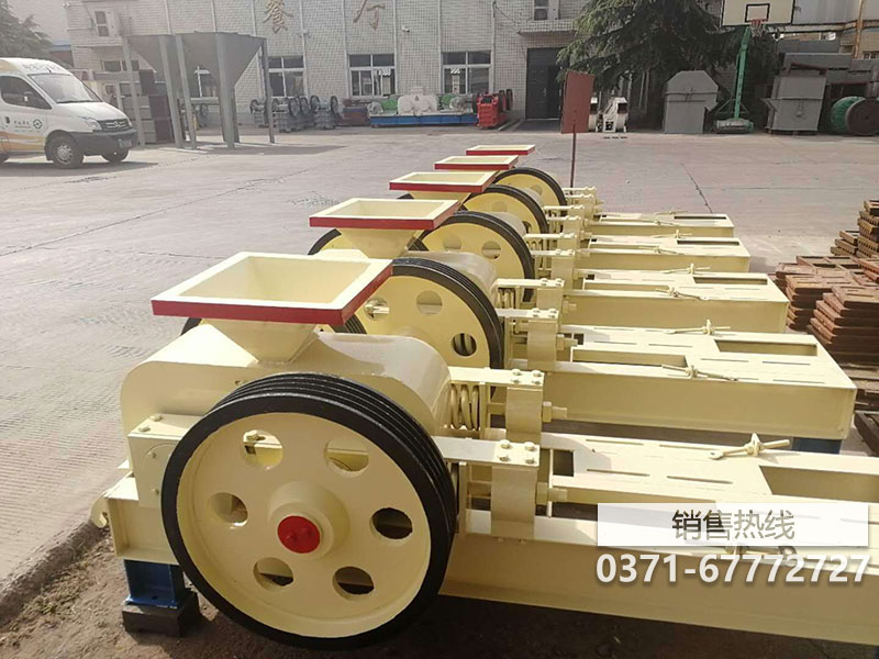 投資一臺對輥破碎機，直徑400到600的多少錢？