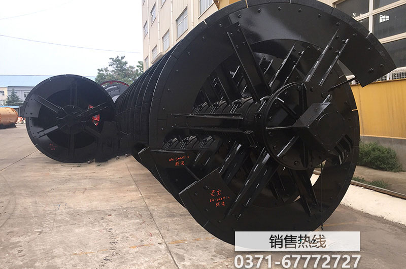 金屬撕碎機刀片牙齒的形狀的設計含義